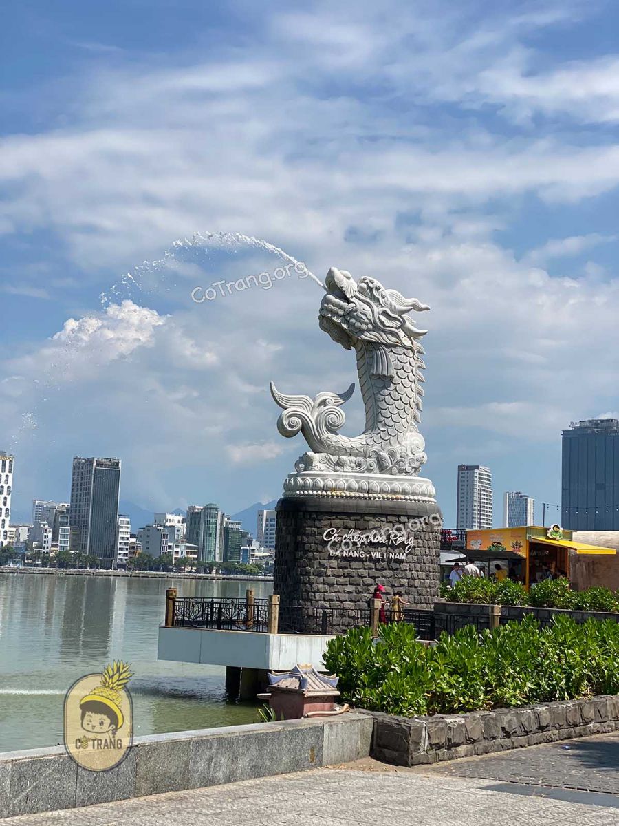 Tượng Cá Chép Hoá Rồng - Đà Nẵng 
