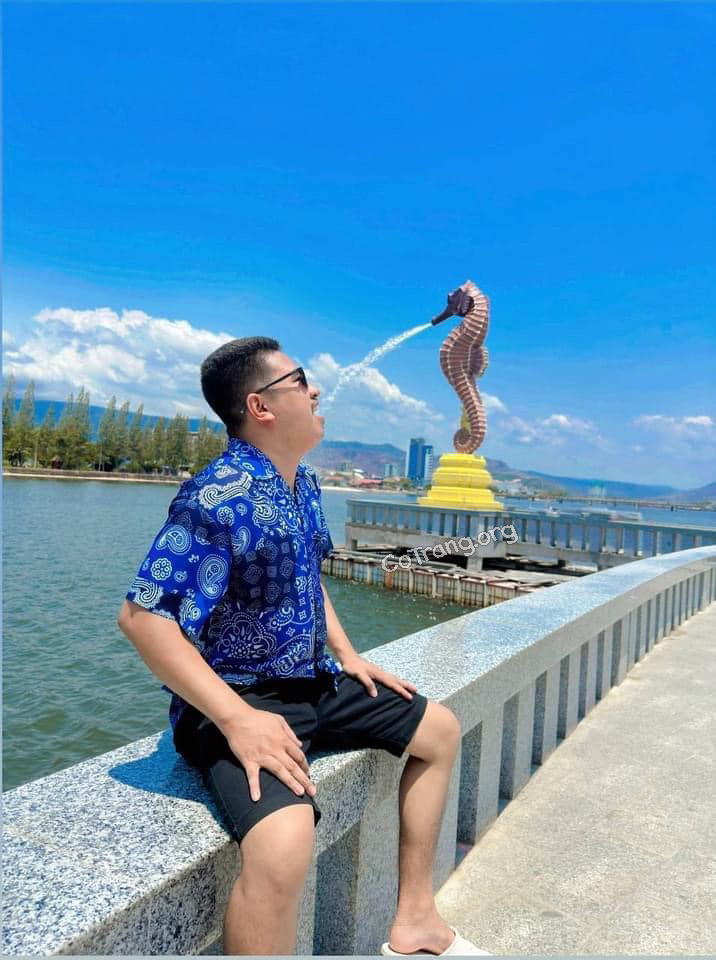 Đài phun nước cá ngựa tại Kampot, Campuchia