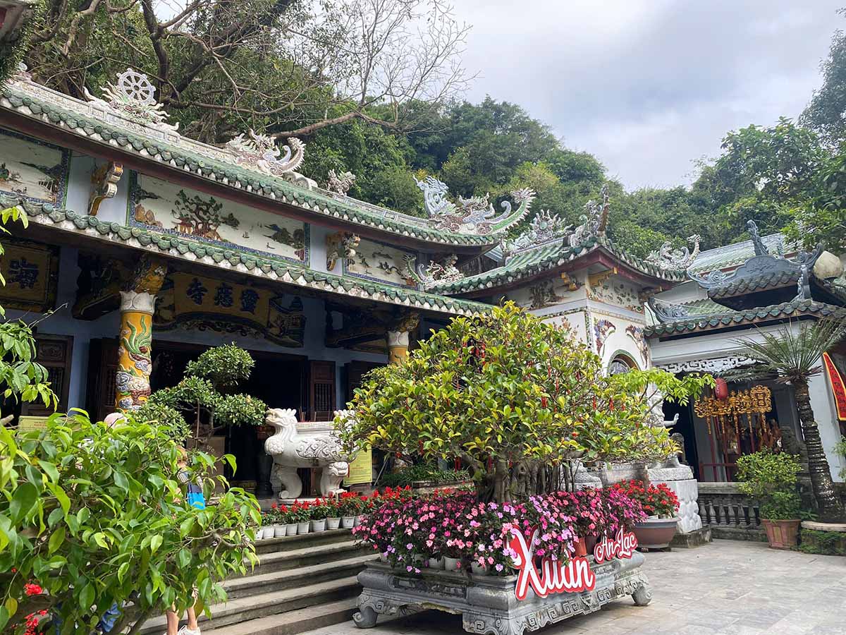 chùa linh ứng ngũ hành sơn đà nẵng