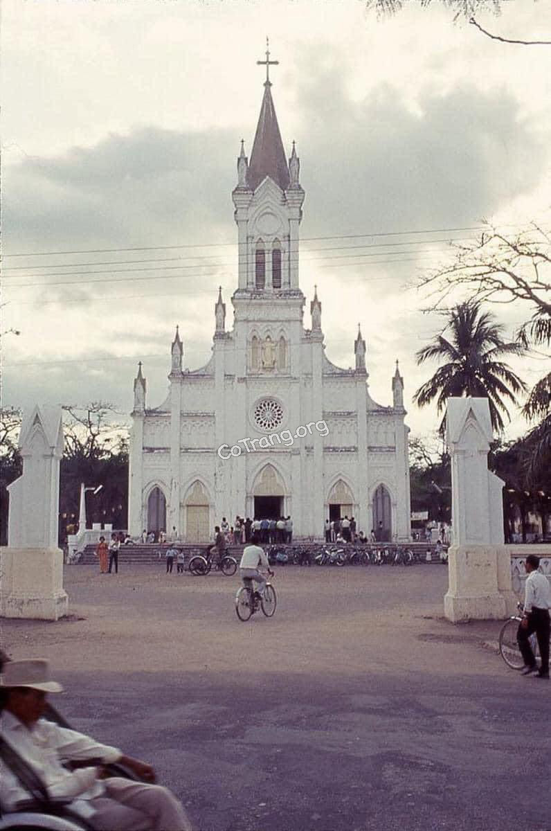 nhà thờ con gà đà nẵng