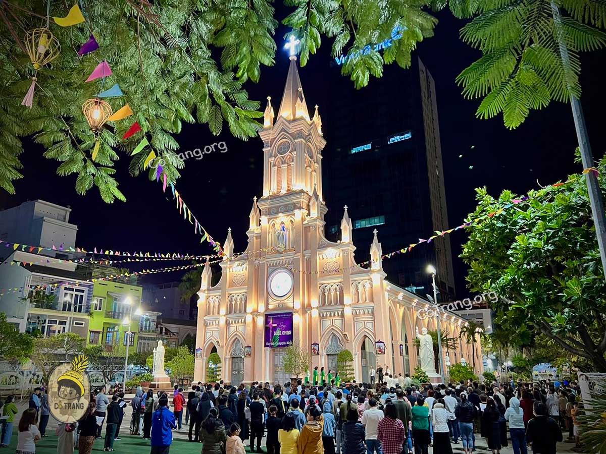 nhà thờ con gà đà nẵng