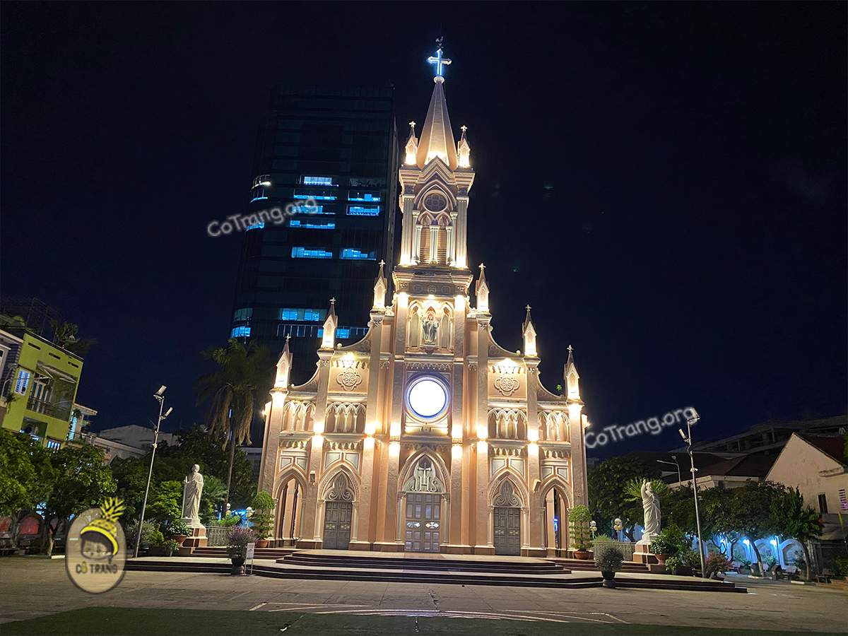 nhà thờ con gà đà nẵng