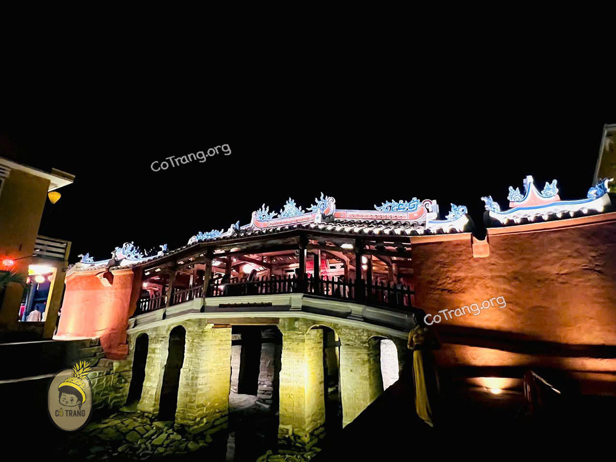 chùa cầu hội an