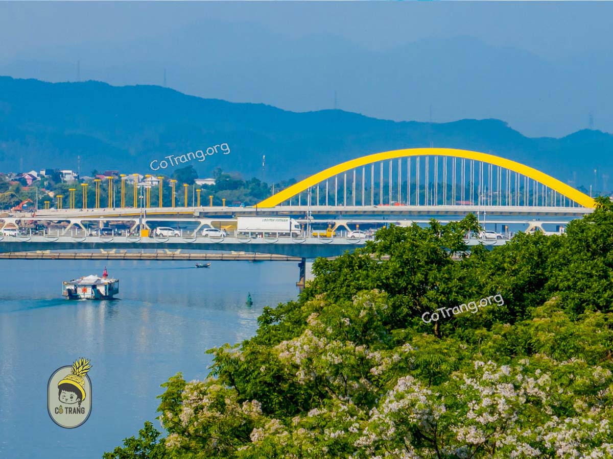 cầu nguyễn hoàng huế