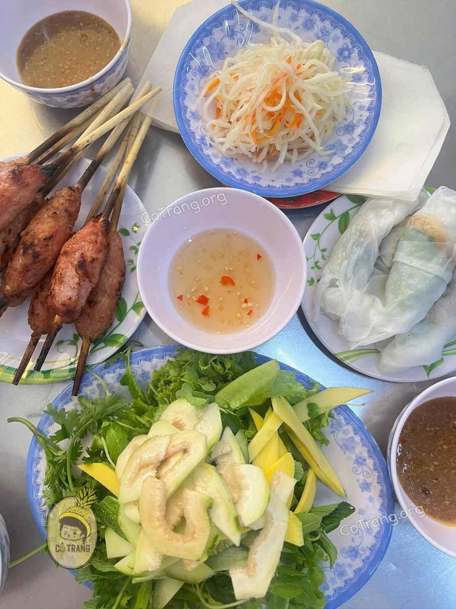 chợ đông ba huế