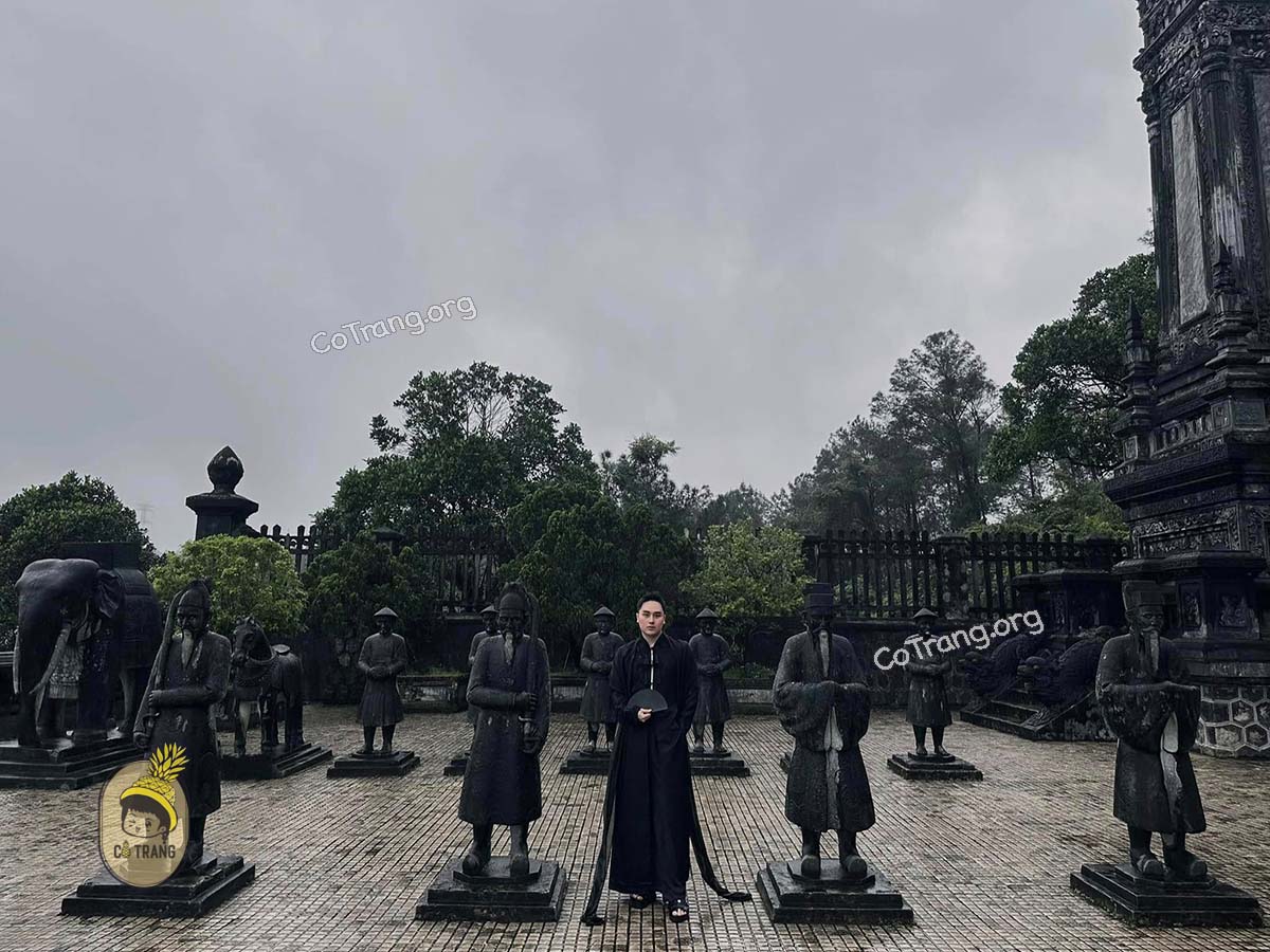 lăng khải định huế