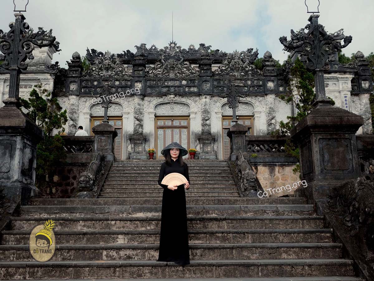 lăng khải định huế