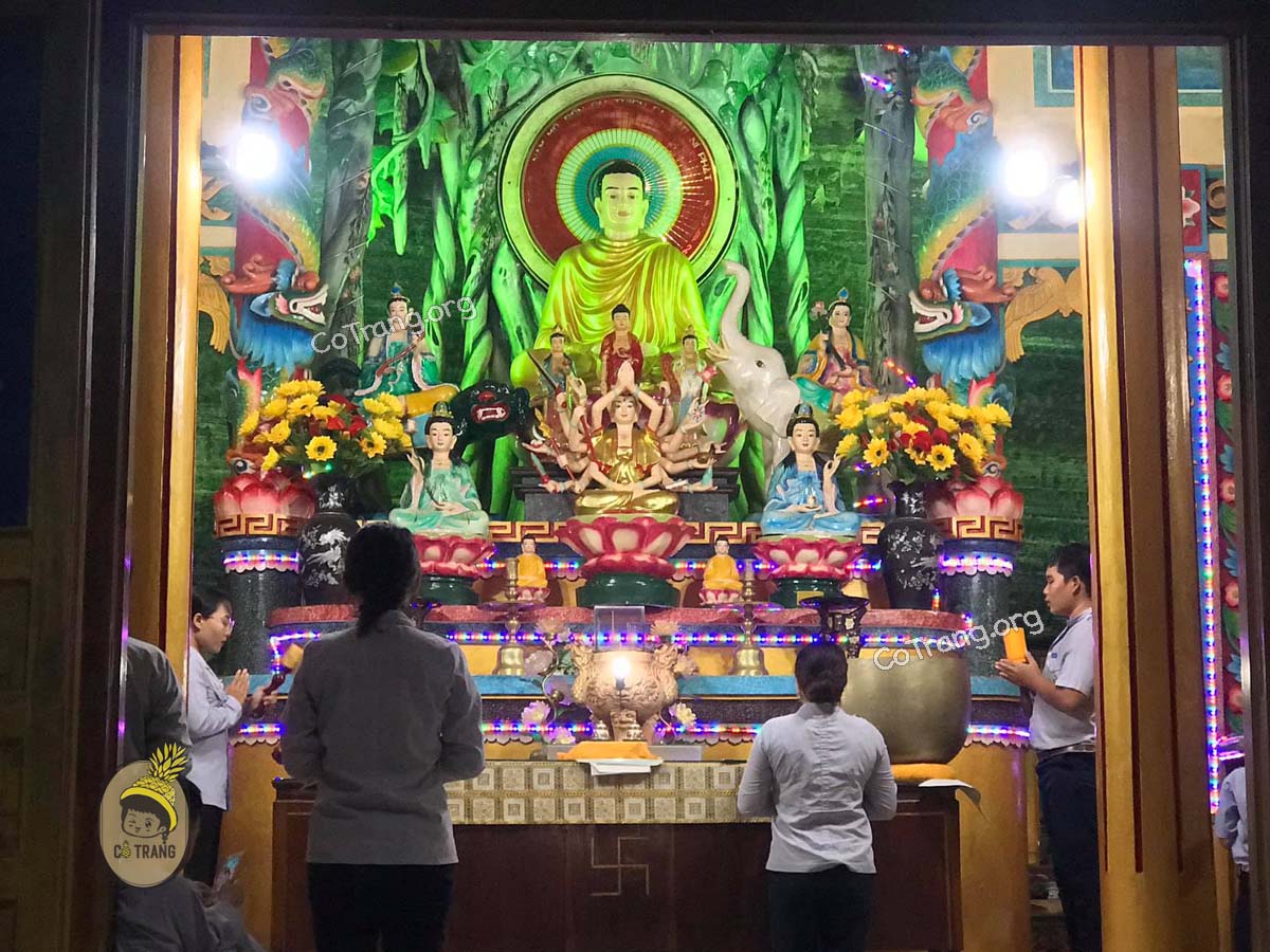 chùa linh sơn phú quý